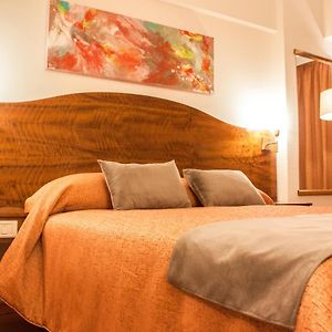 Habitación con Cama Queen